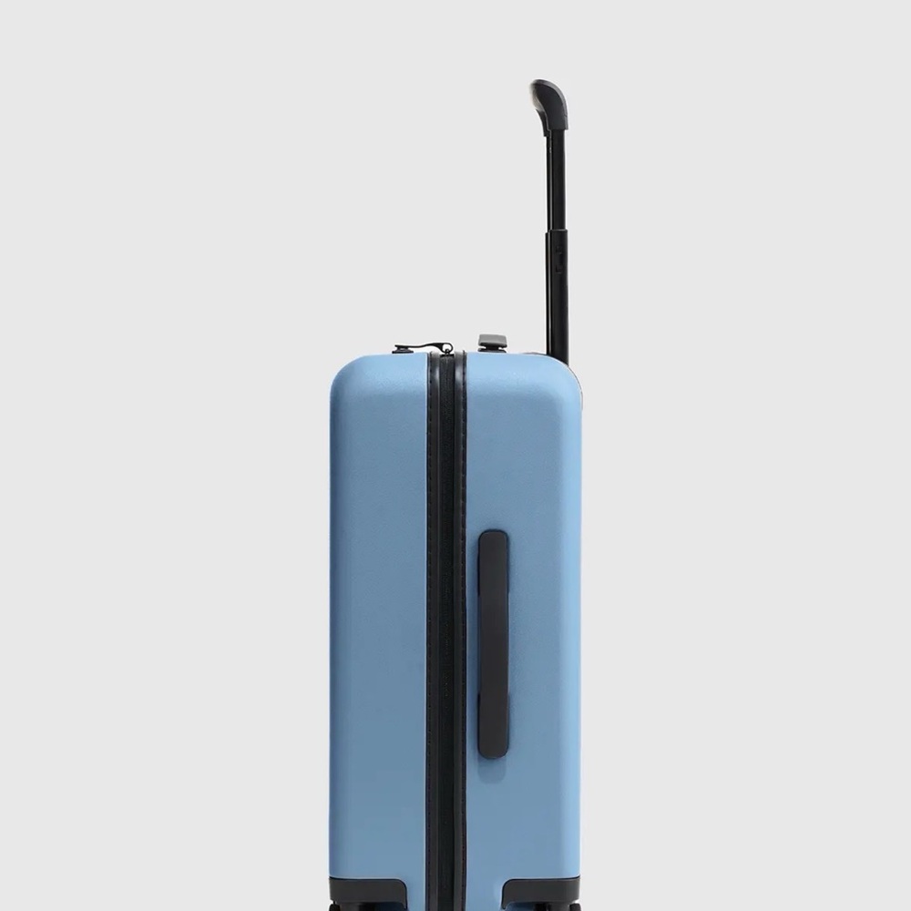 Quince Small Carryon Suitcase in Light Blue (See Photos for dimensions No bundle - Picture 5 of 8